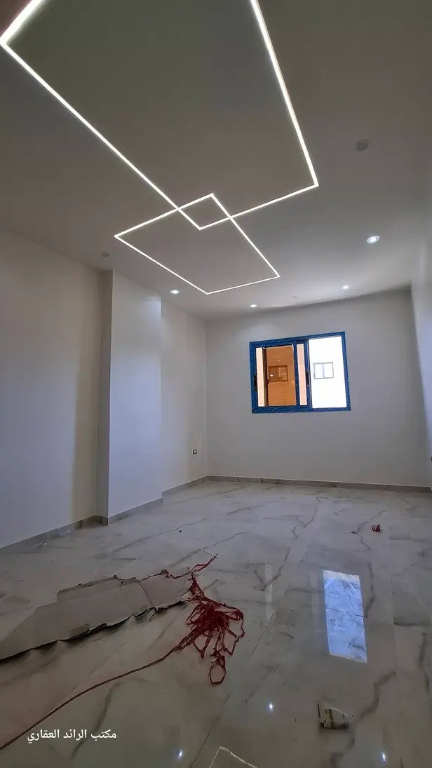 scaled_img_7_1765299261284